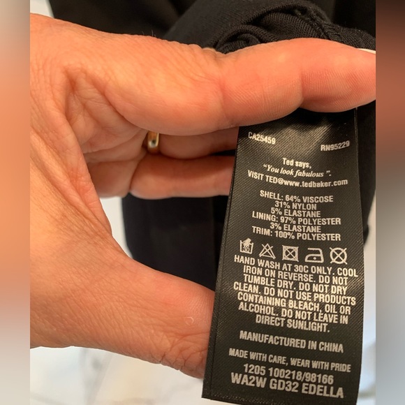 Ted Baker London black Edella embellished dress. Size 0 (2 U.S.) - Picture 5 of 7